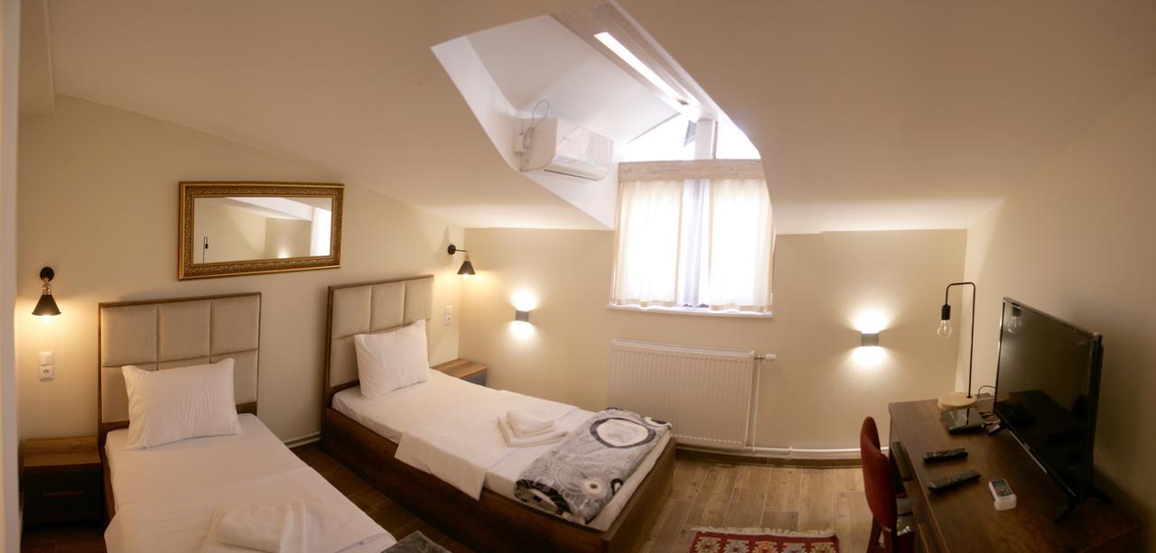 Saray Hotel プリズレン エクステリア 写真