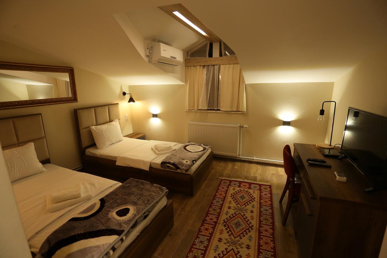 Saray Hotel プリズレン エクステリア 写真