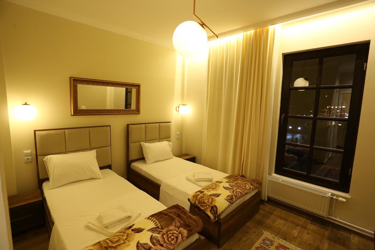 Saray Hotel プリズレン エクステリア 写真